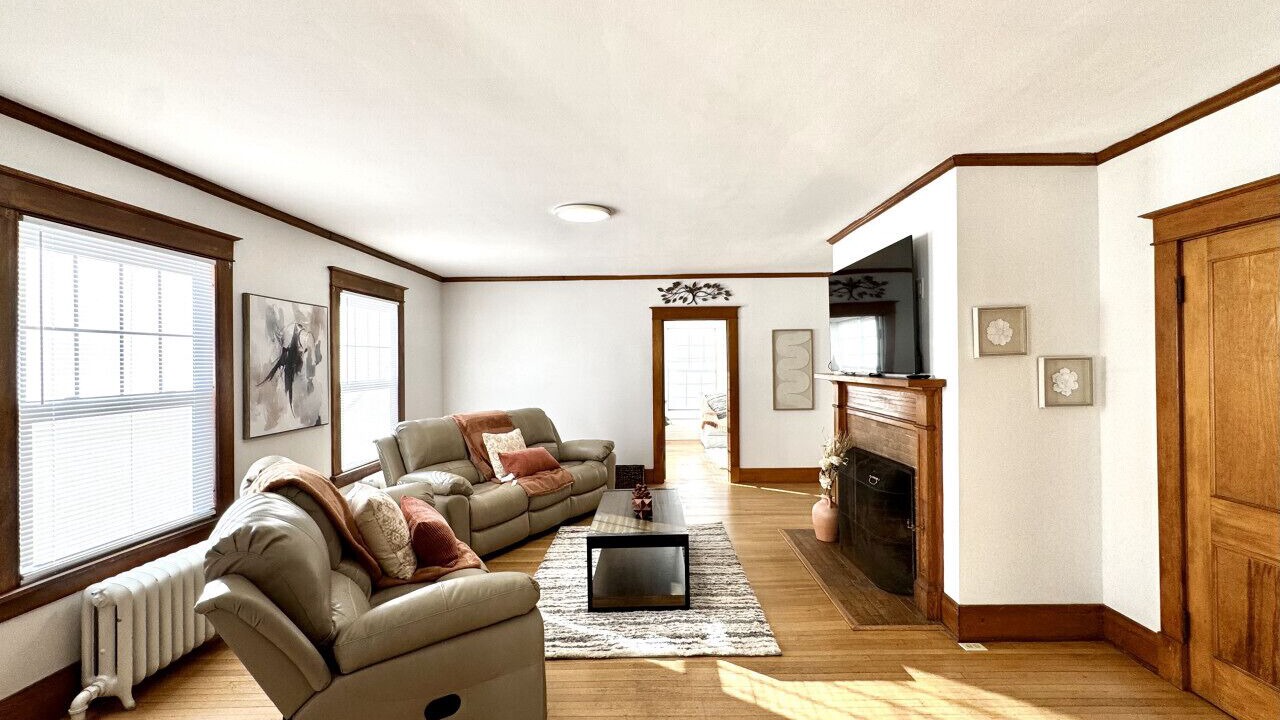 Photo of Livingroom in Southington