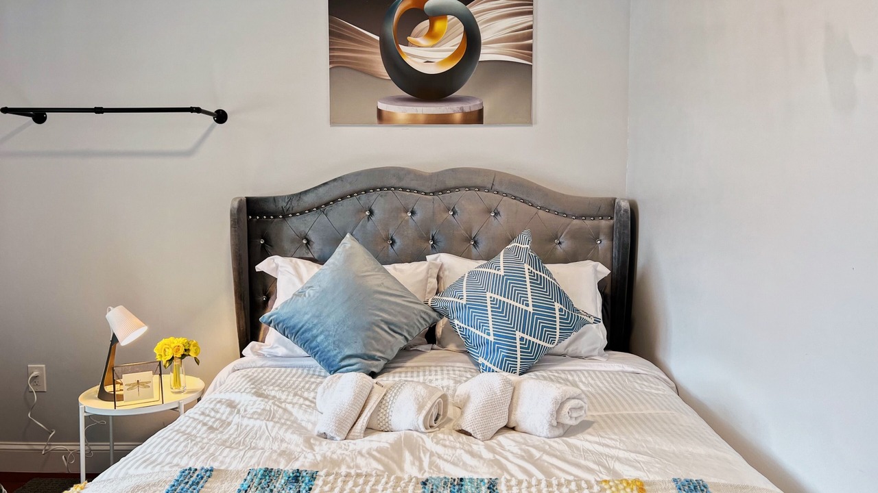 Photo of Bedroom in Center City