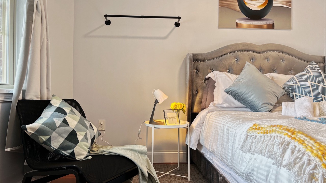 Photo of Bedroom in Center City
