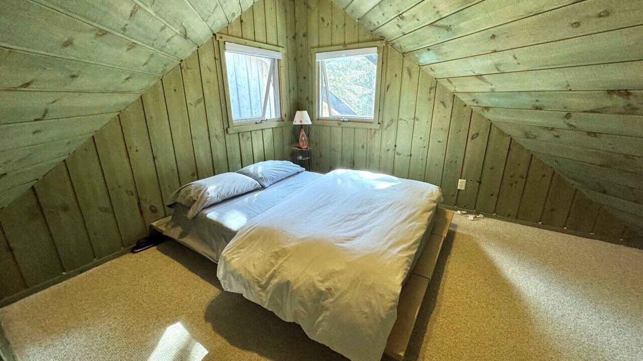 Photo of Bedroom in Grand Marais