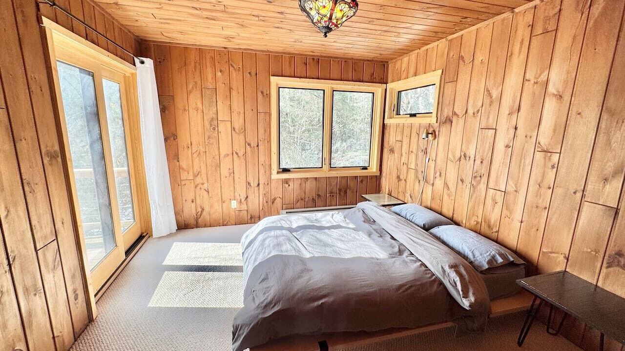 Photo of Bedroom in Grand Marais