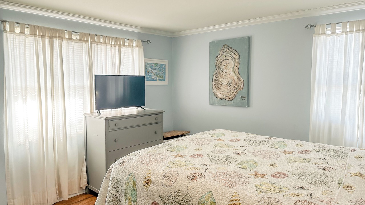 Photo of Bedroom in Royal Lagoons