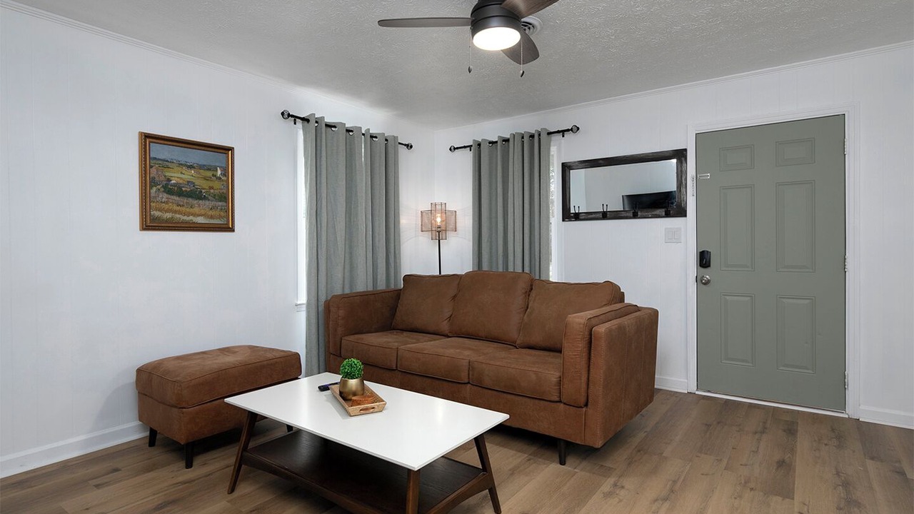Photo of Livingroom in Cartersville