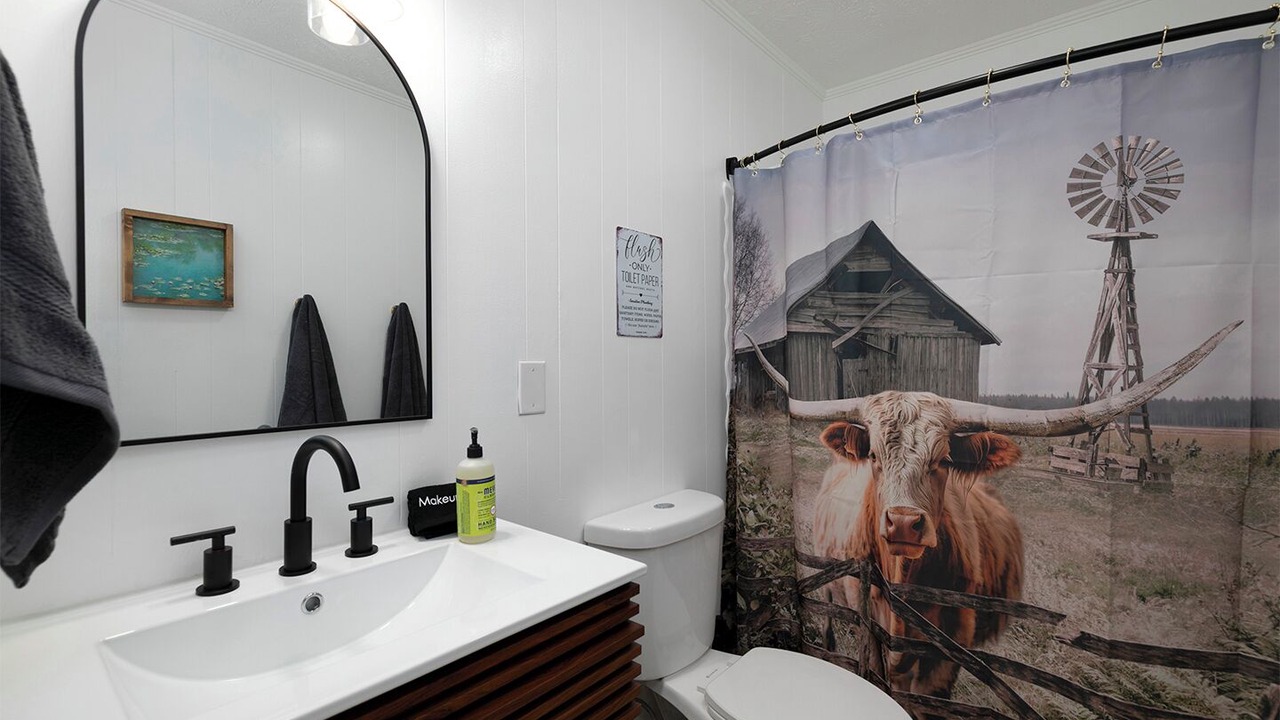 Photo of Bathroom in Cartersville