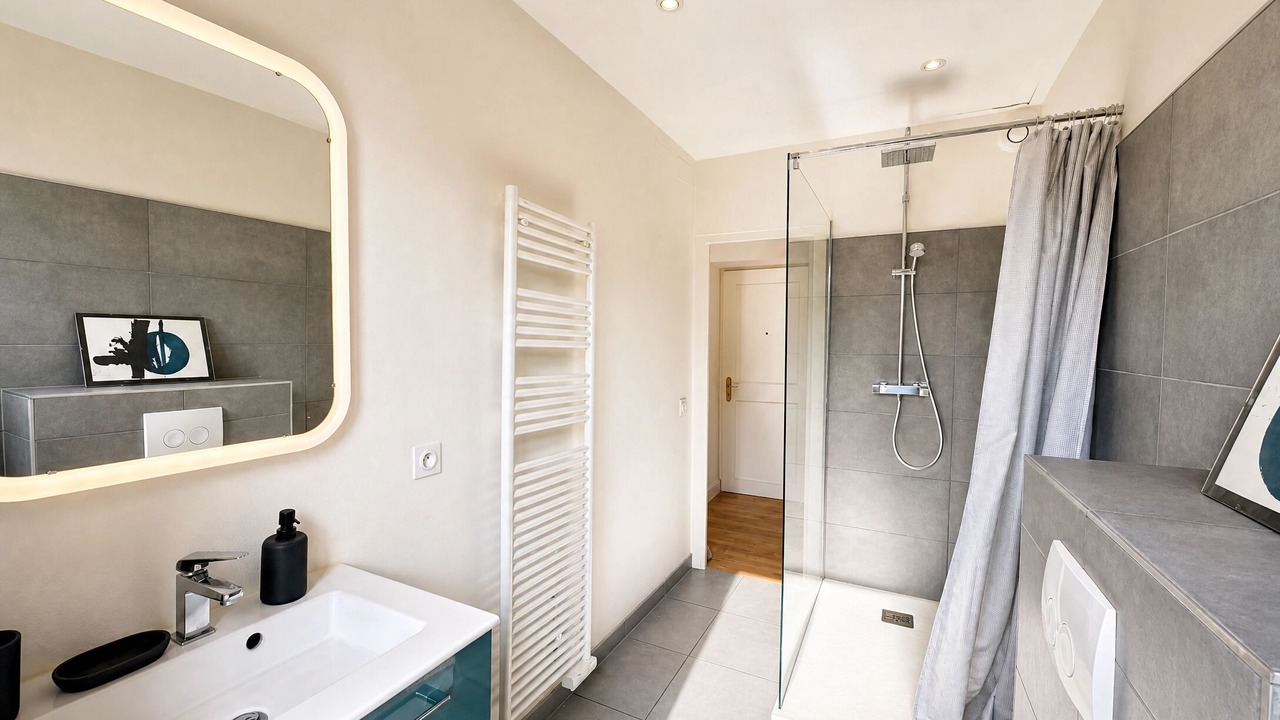 Photo of Bathroom in Historic Center