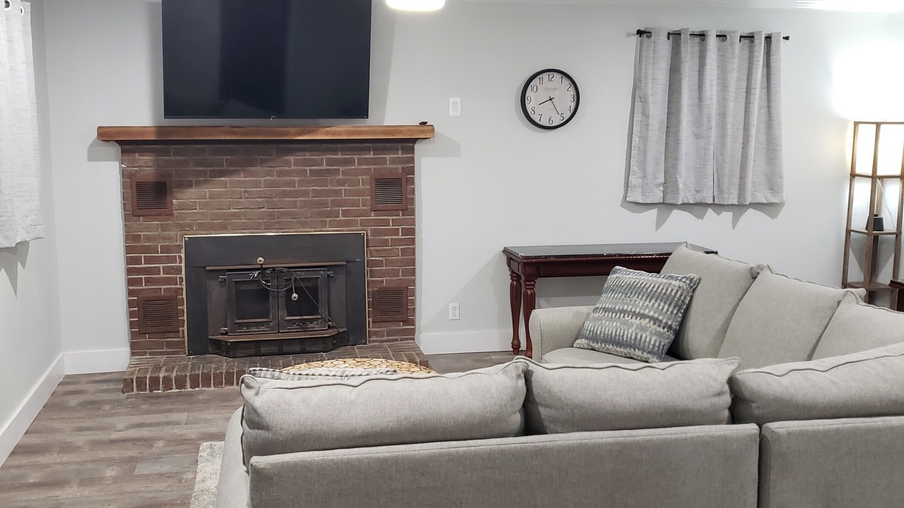 Photo of Livingroom in Pocahontas