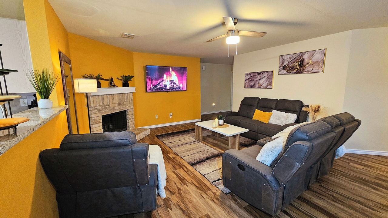 Photo of Livingroom in Fort Worth
