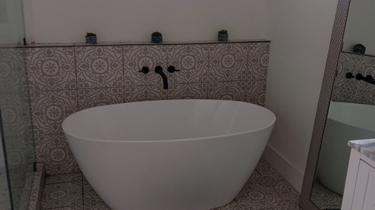 Photo of Bathroom in Canyon Lake
