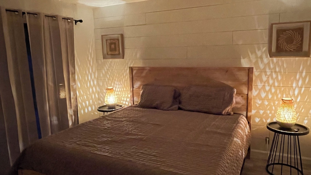 Photo of Bedroom in Canyon Lake