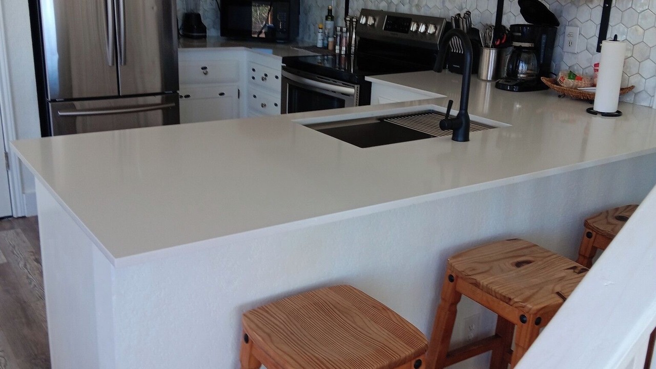 Photo of Kitchen in Canyon Lake
