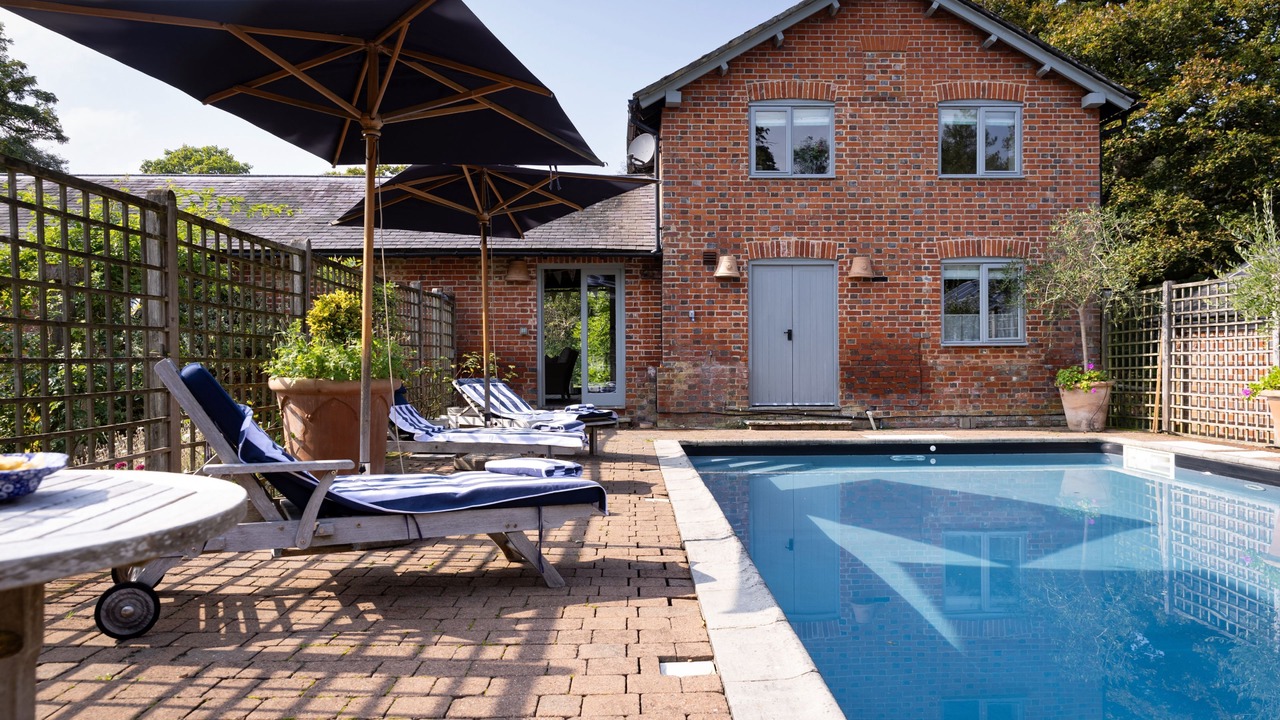 Photo of Outdoor in Sutton