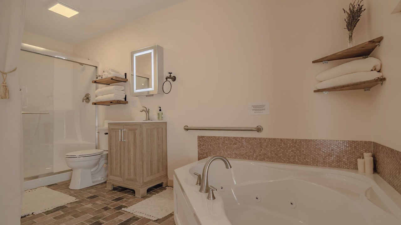Photo of Bathroom in Whitley City