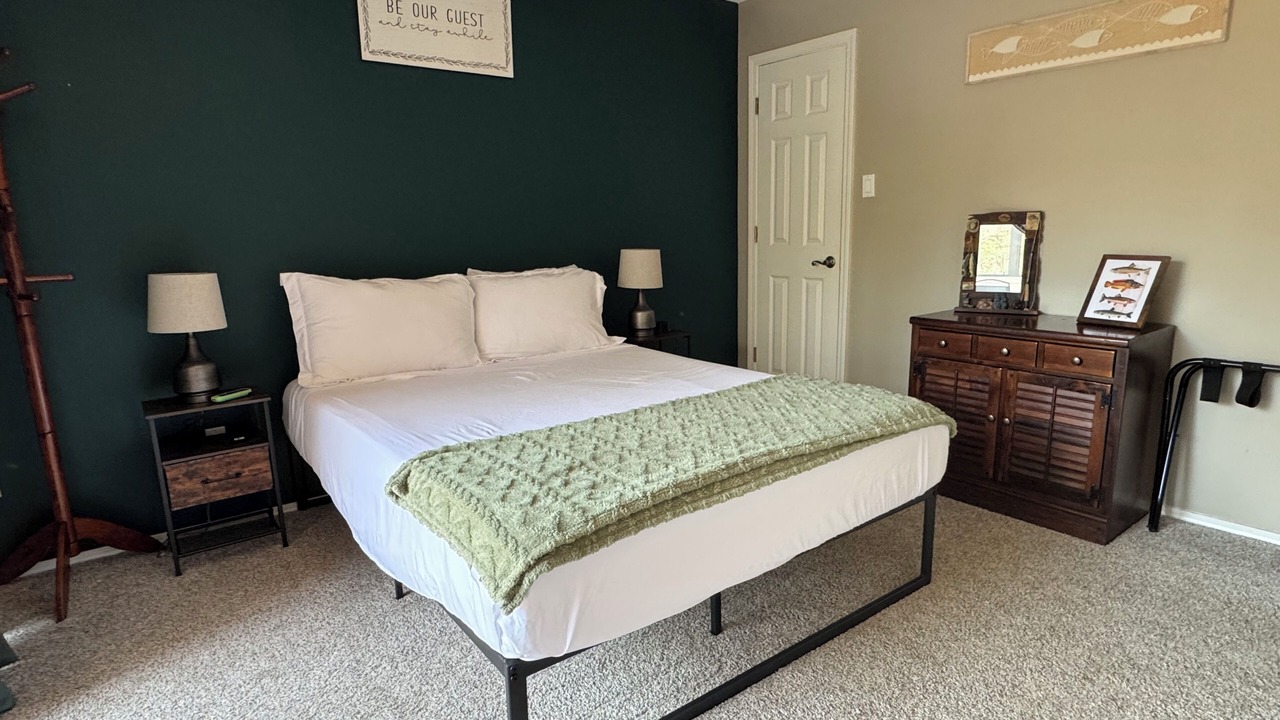 Photo of Bedroom in Hot Springs Village