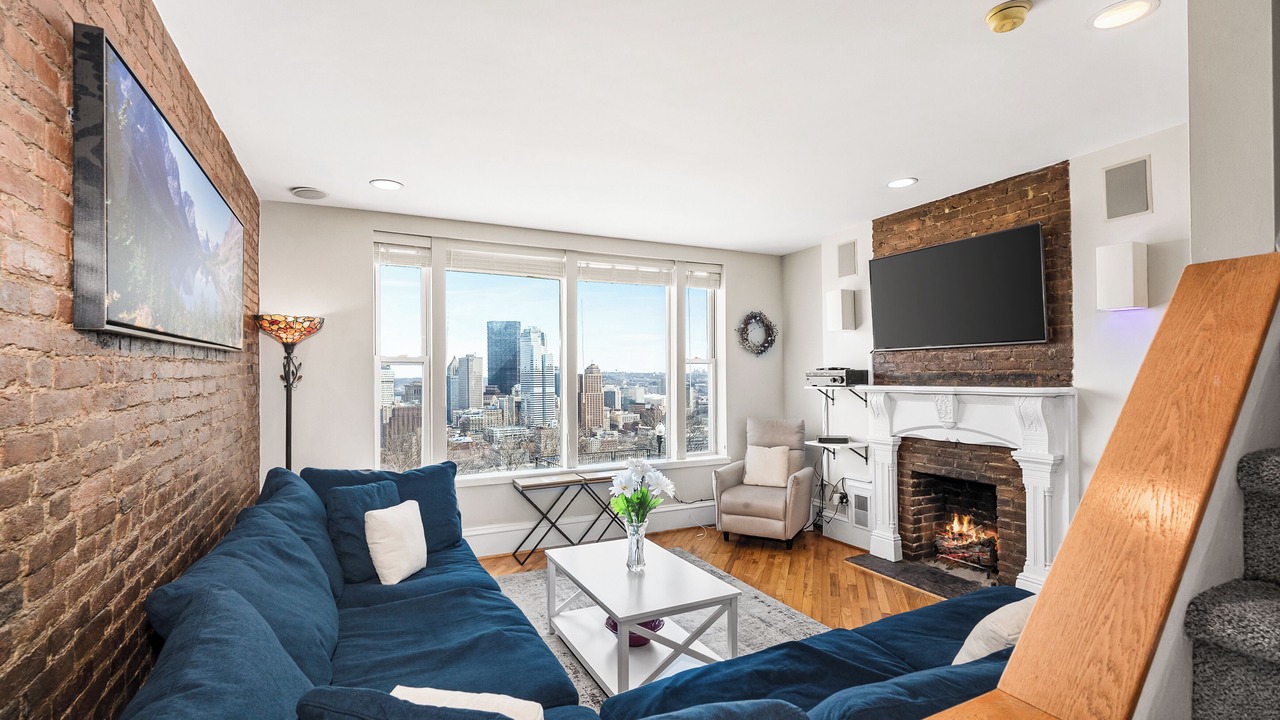 Photo of Livingroom in Mount Washington