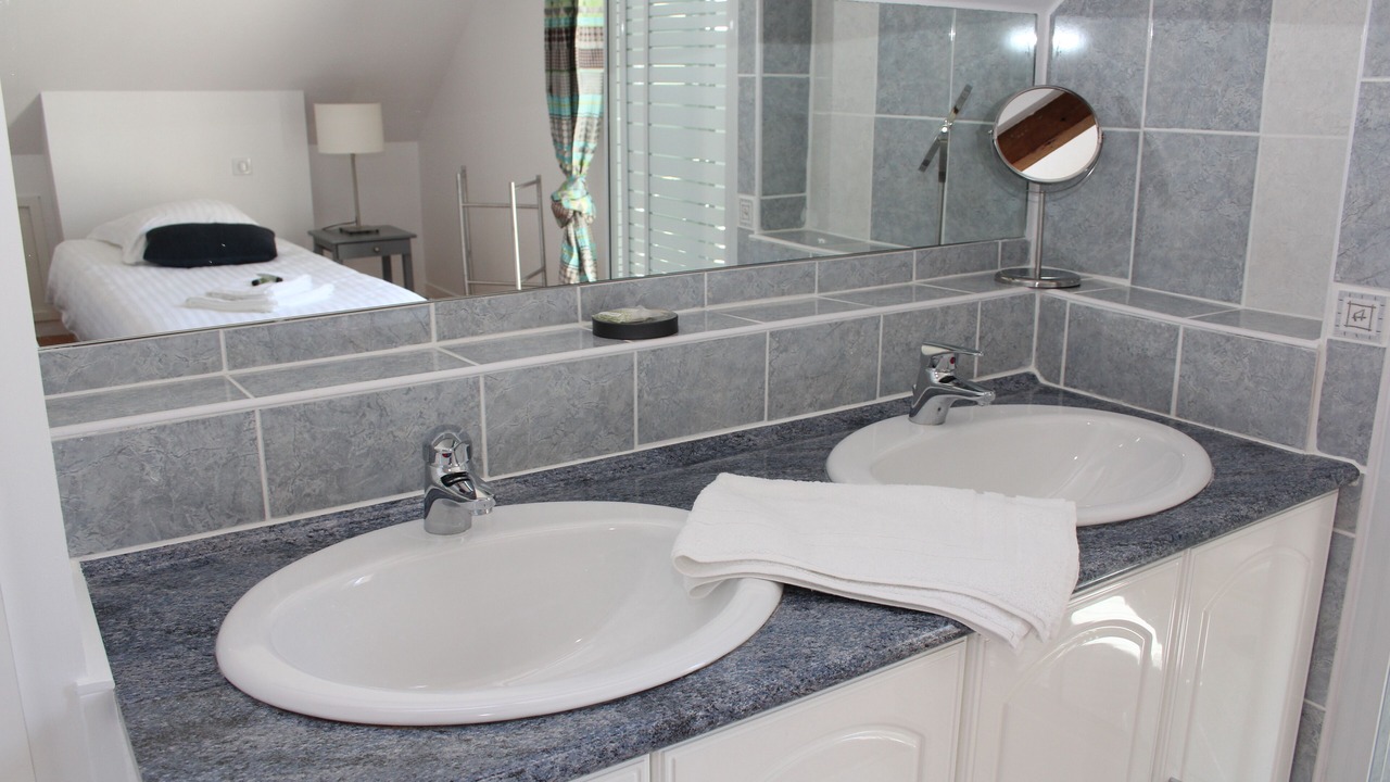 Photo of Bathroom in Varennes-Changy