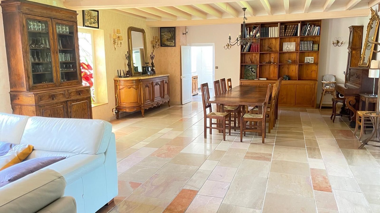 Photo of Others in Varennes-Changy