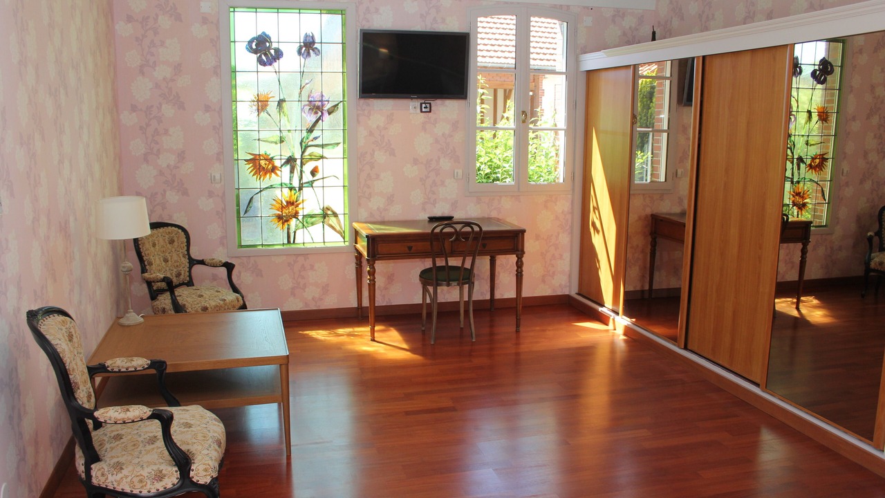 Photo of Bedroom in Varennes-Changy