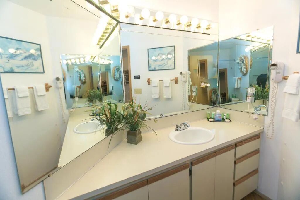 Photo of Bathroom in Ocean Shores