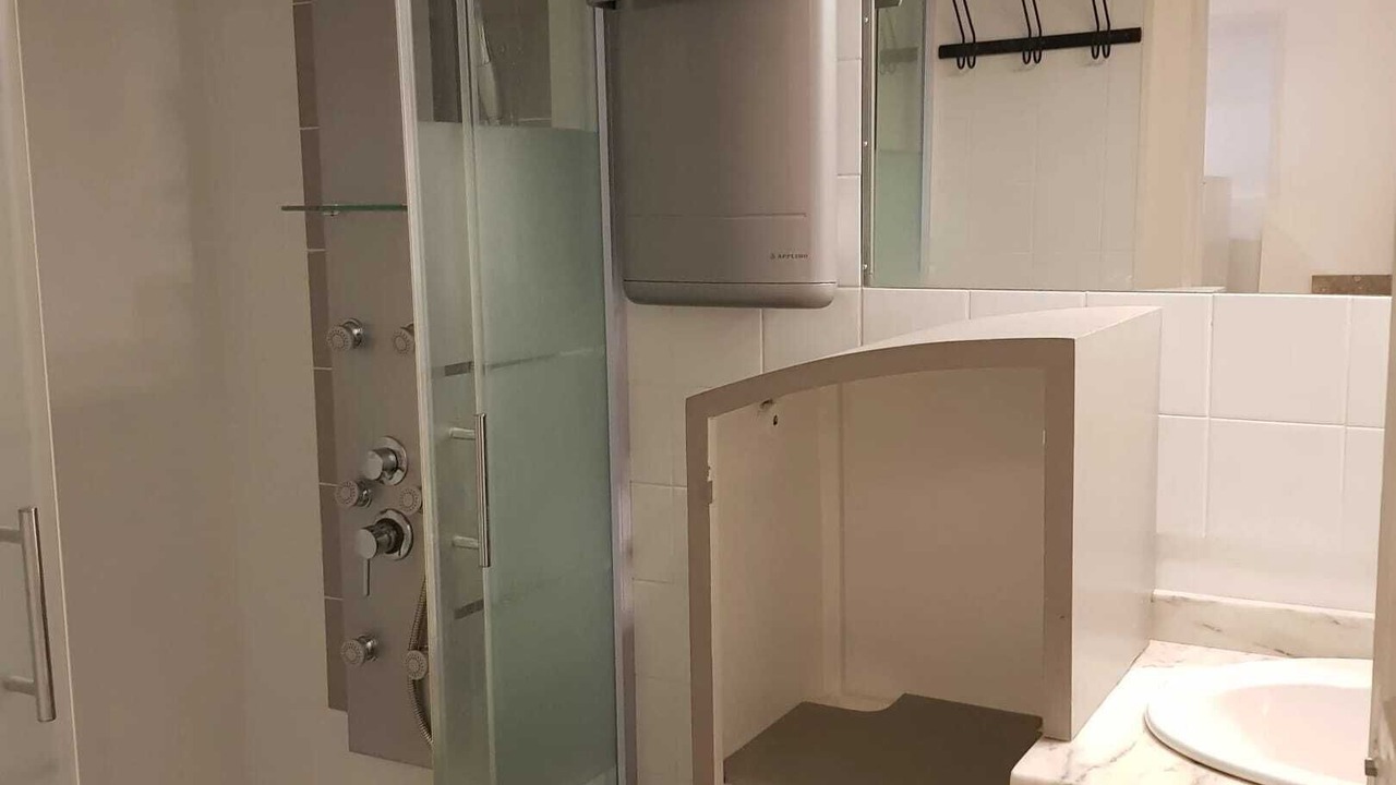 Photo of Bathroom in Montagnac-Montpezat