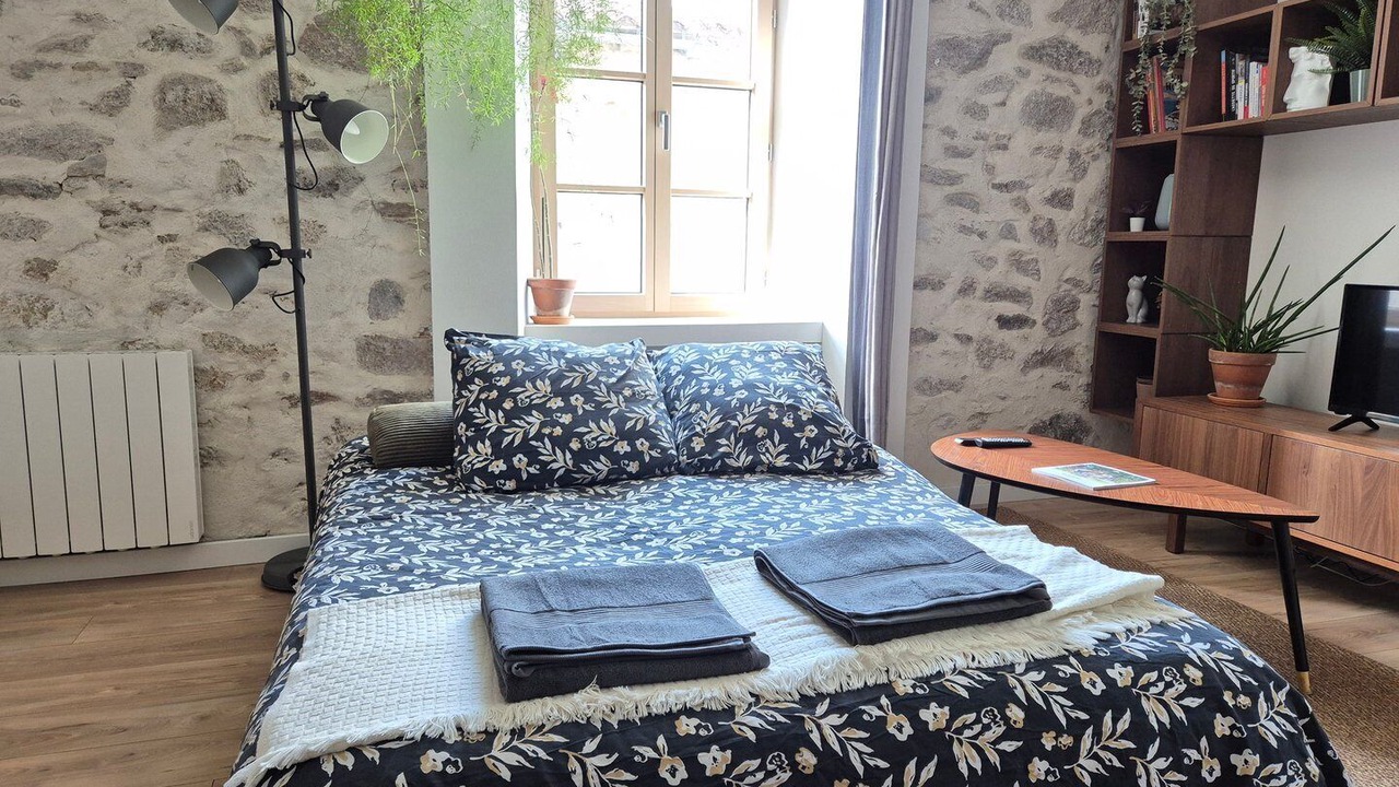 Photo of Bedroom in Mortagne-sur-Sevre