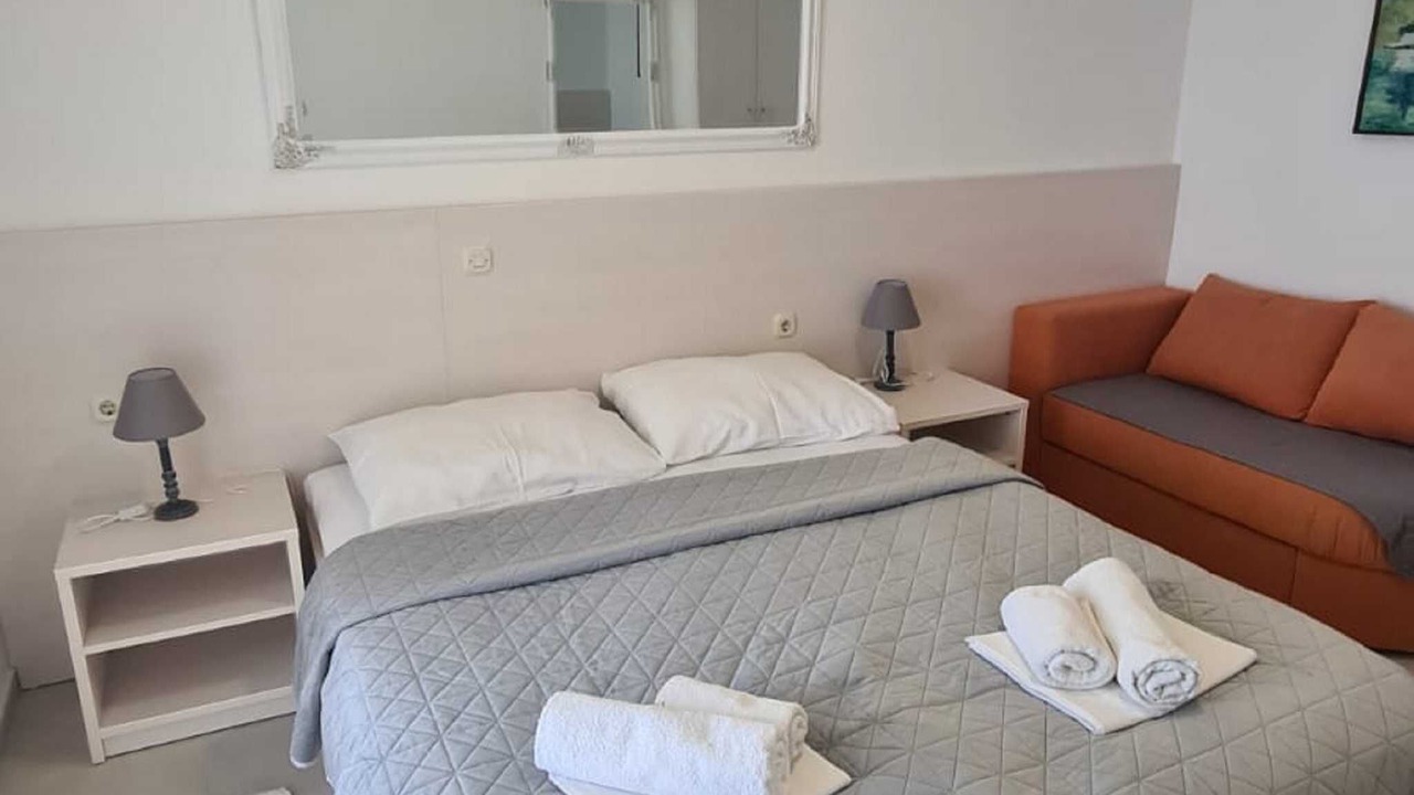Photo of Bedroom in Brist