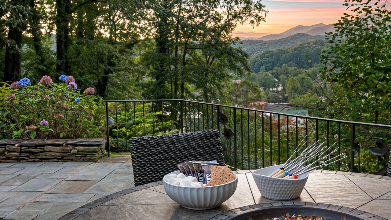 Photo of Patio Balcony in Bryson City