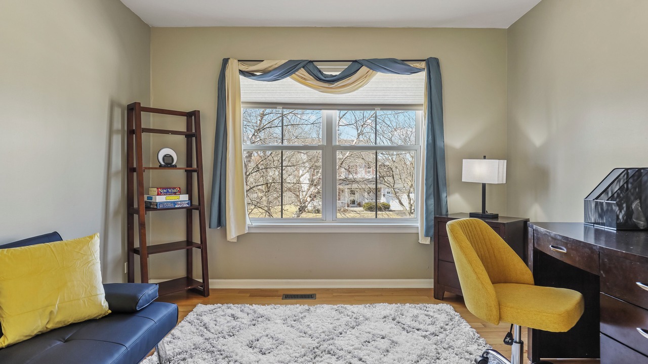 Photo of Livingroom in West Chicago