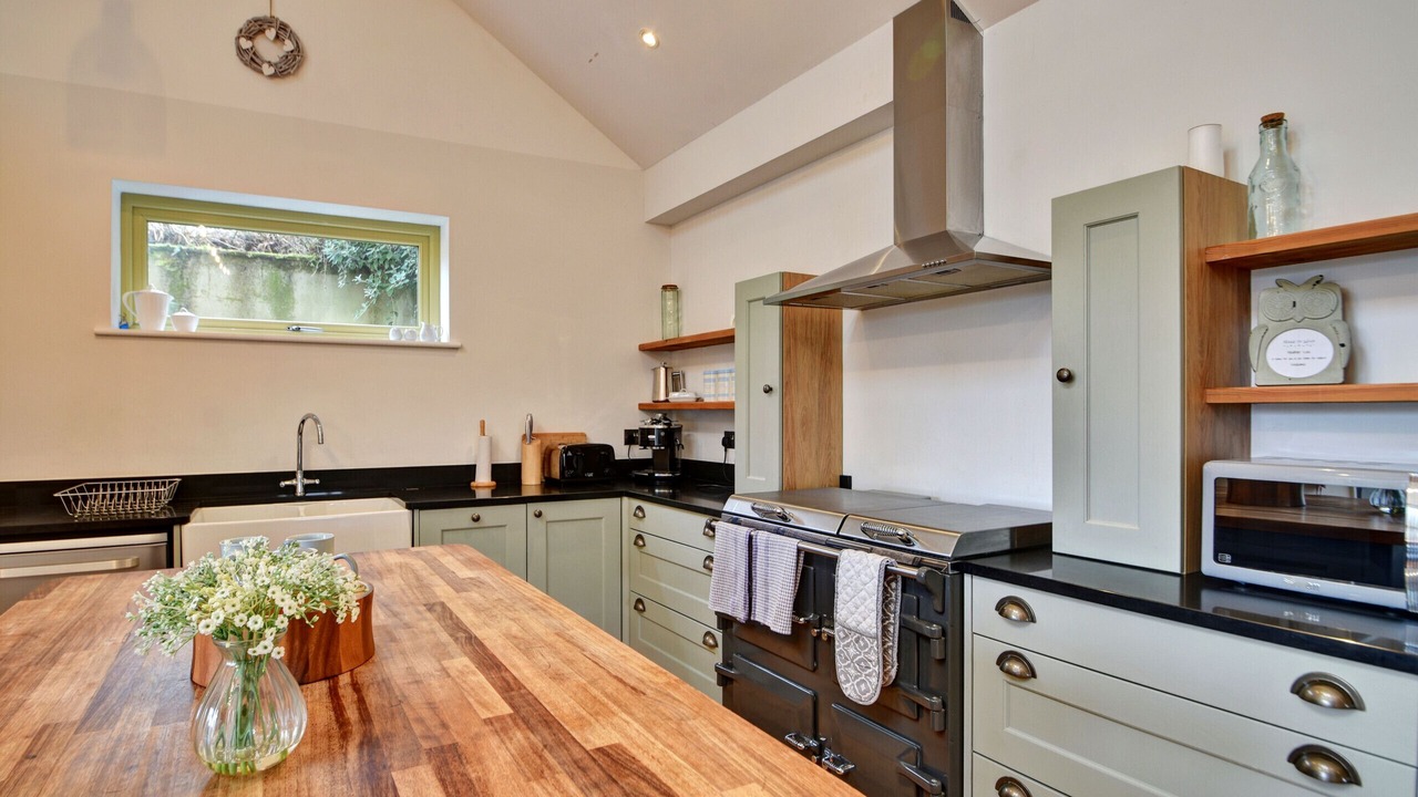 Photo of Kitchen in Summerbridge