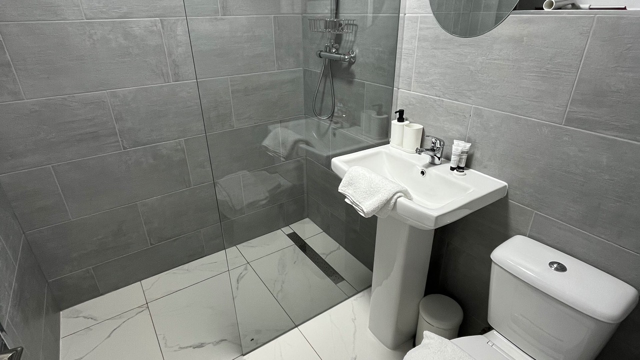 Photo of Others in Sheldon