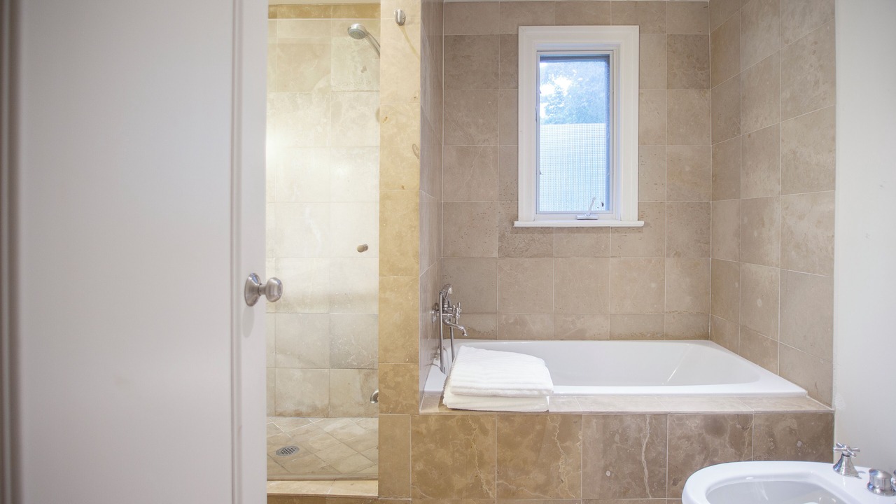 Photo of Bathroom in Cedarvale