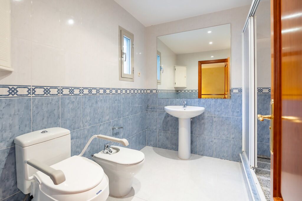 Photo of Bathroom in Venturada