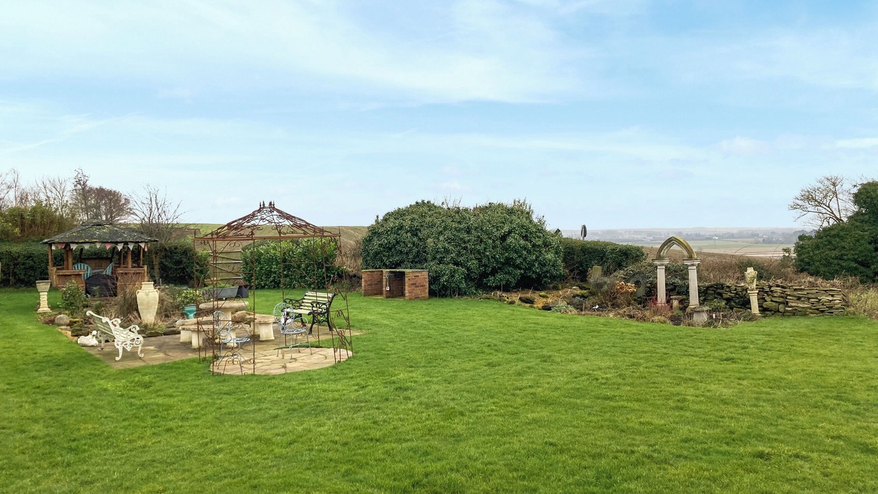 Photo of Others in Aughton