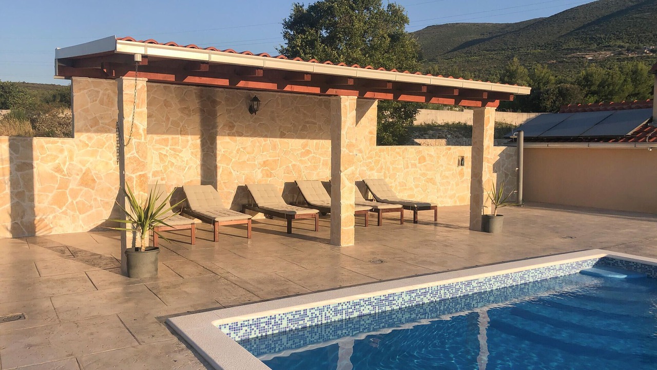 Photo of Outdoor in Rudine