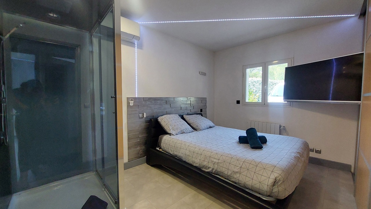 Photo of Bedroom in Notre-Dame-Limite