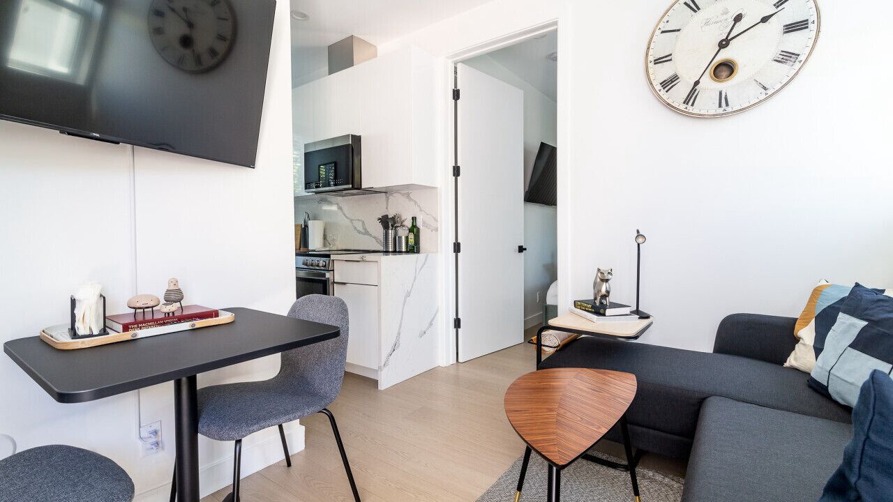 Photo of Livingroom in NoHo Arts District