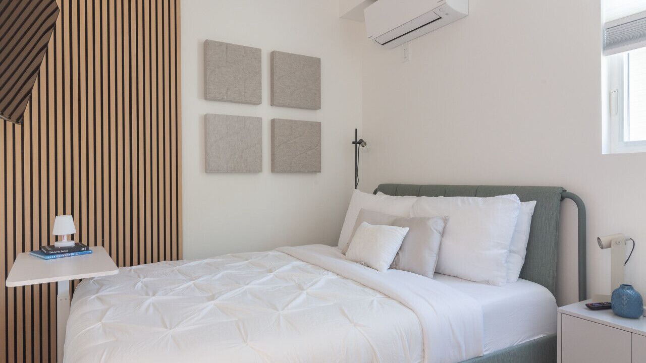 Photo of Bedroom in NoHo Arts District
