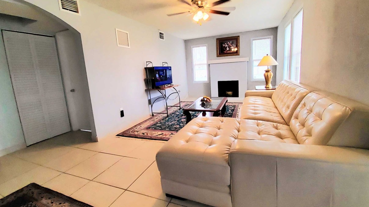 Photo of Livingroom in Princeton