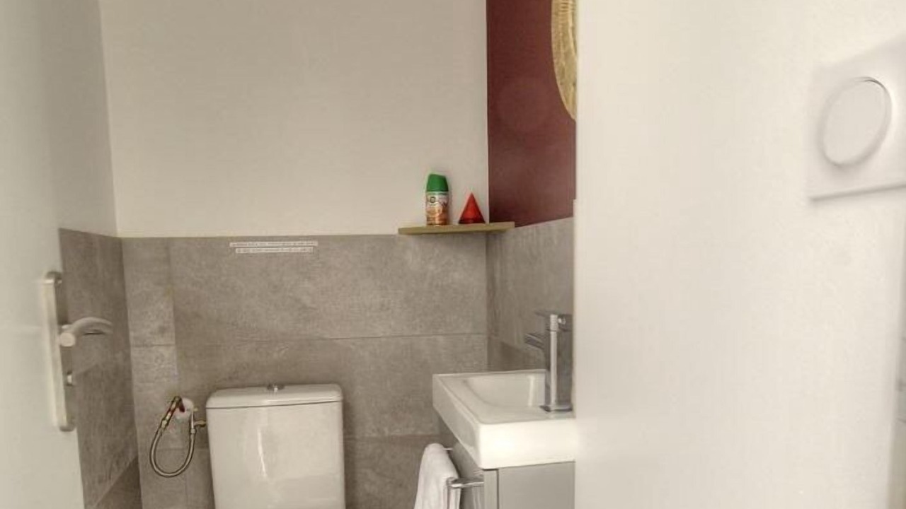 Photo of Bathroom in Fleurie