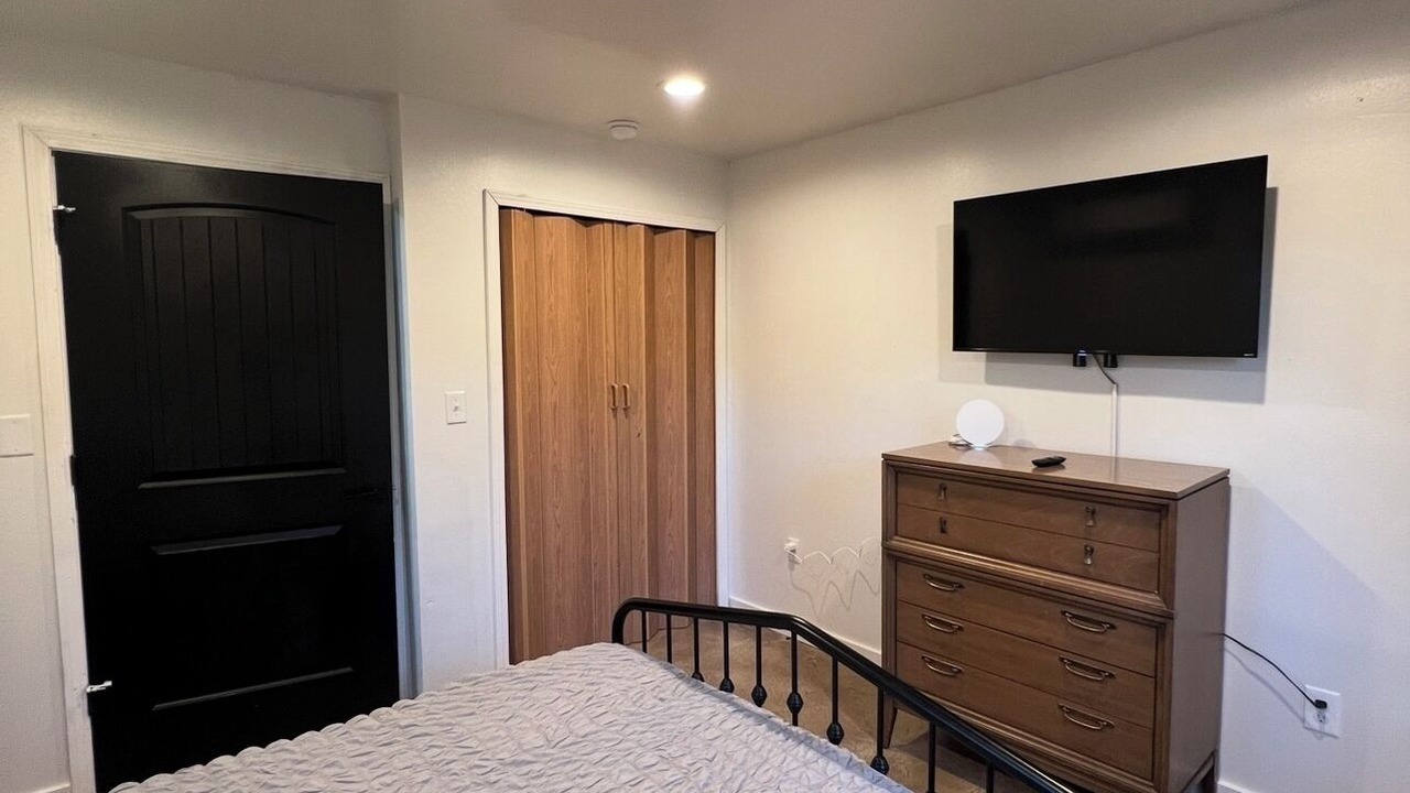 Photo of Bedroom in Rolla