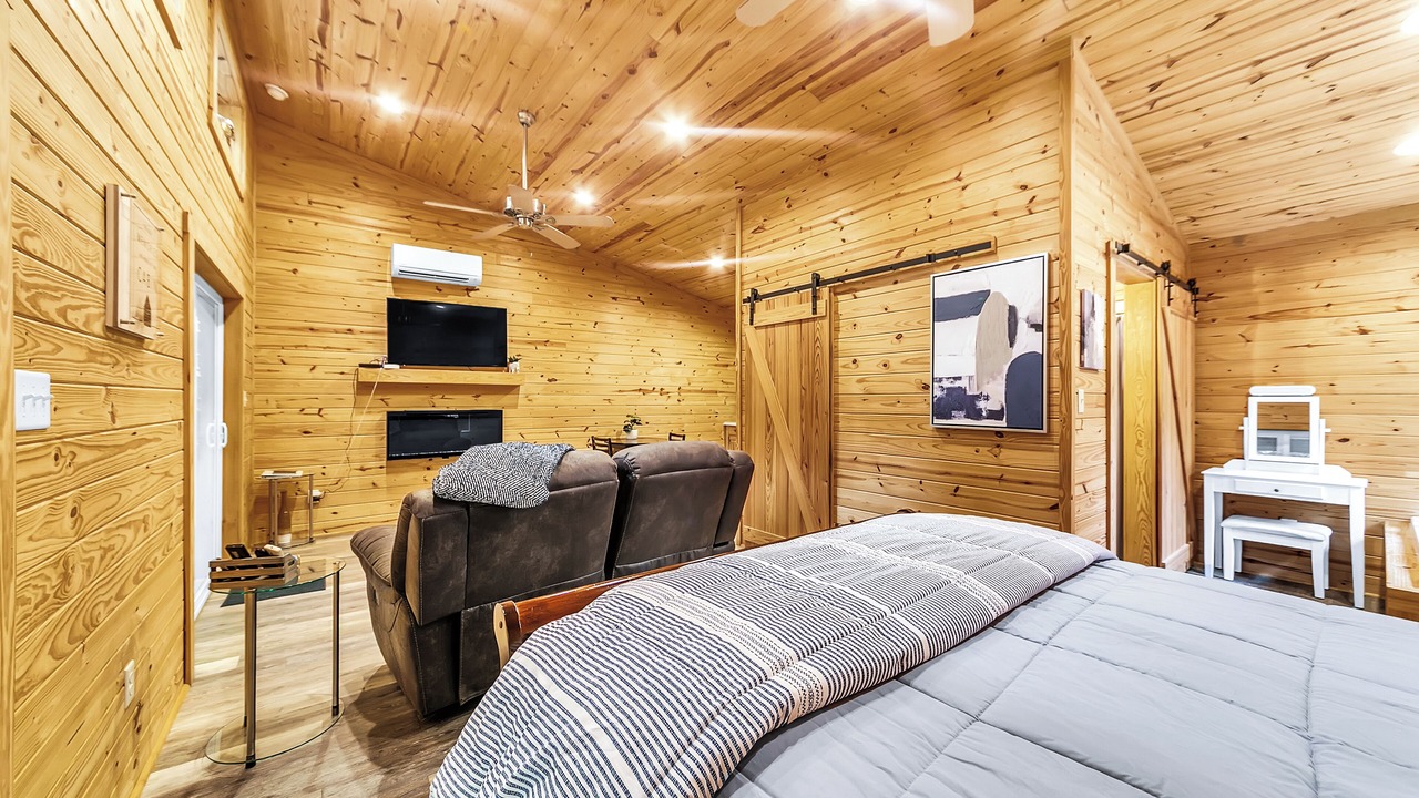 Photo of Bedroom in Jones Mills