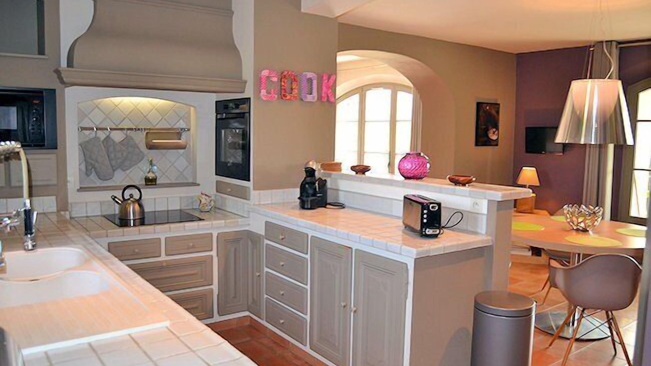 Photo of Kitchen in Violes