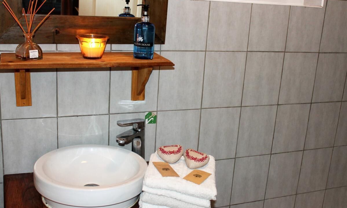 Photo of Bathroom in Saint-Martin-en-Campagne