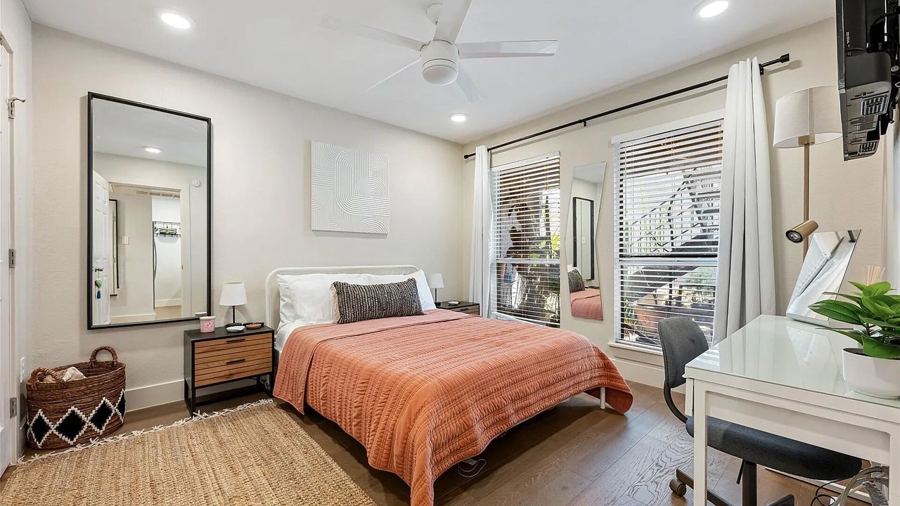 Photo of Bedroom in North Loop