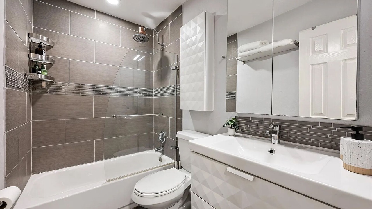 Photo of Bathroom in North Loop
