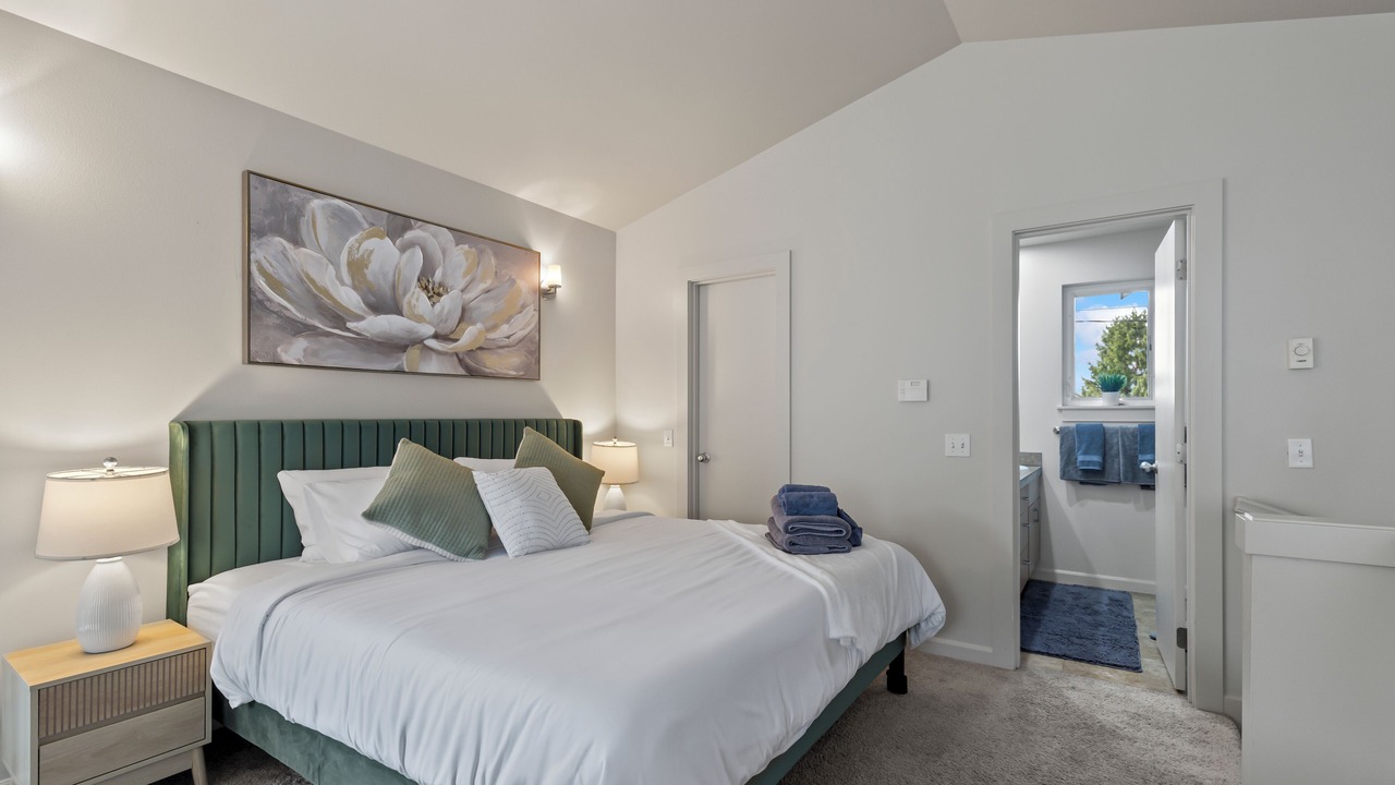 Photo of Bedroom in Squire Park
