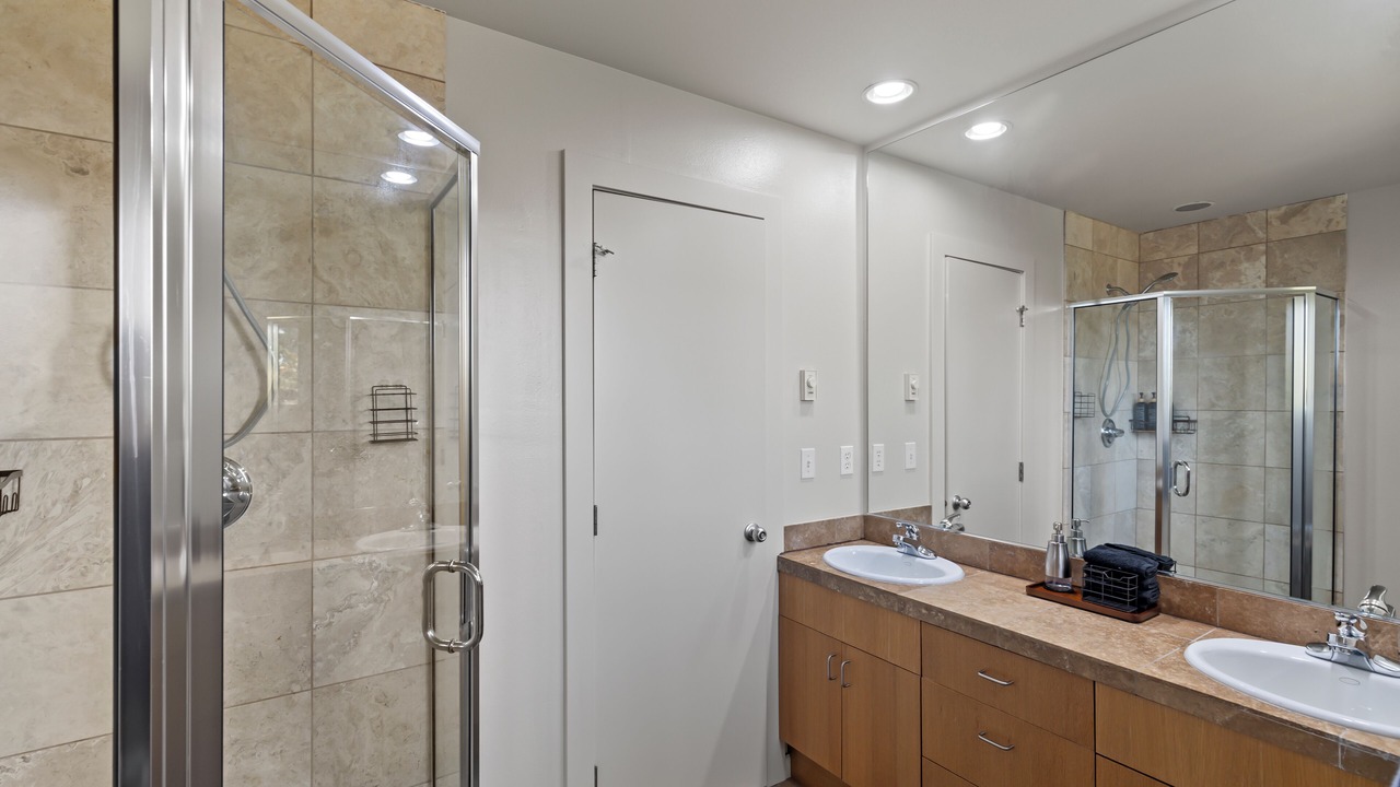 Photo of Bathroom in Squire Park