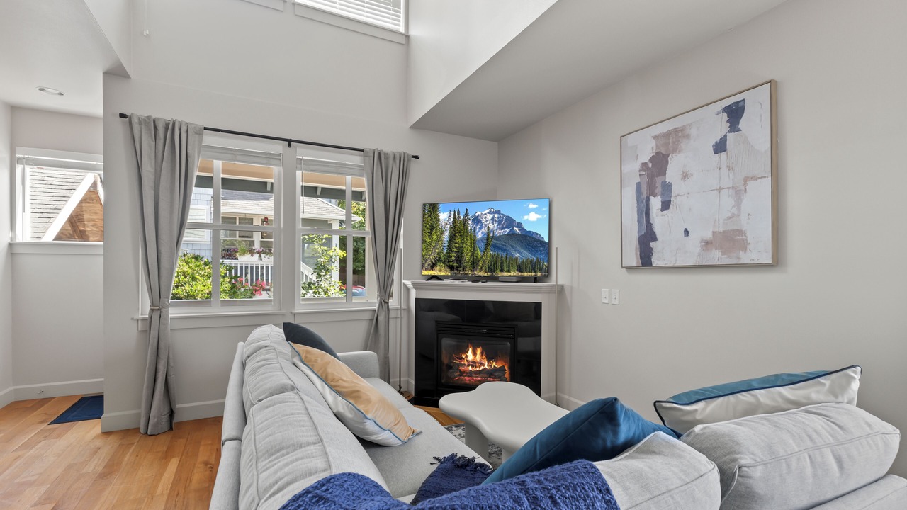 Photo of Livingroom in Squire Park