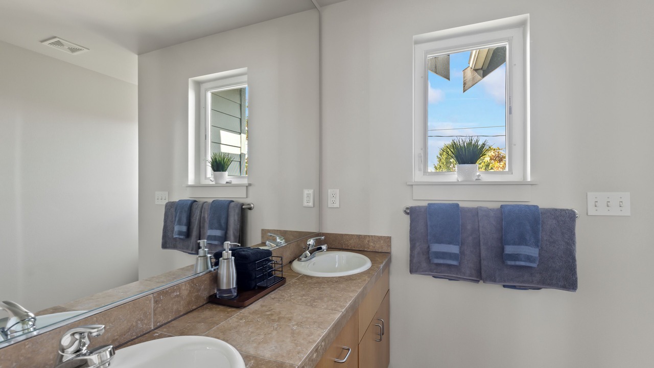 Photo of Bathroom in Squire Park