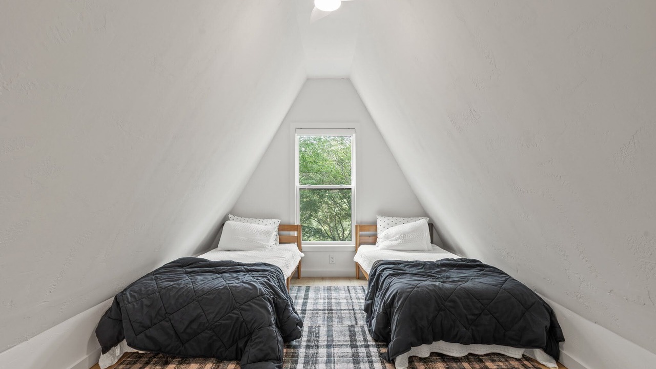 Photo of Bedroom in Tullahoma