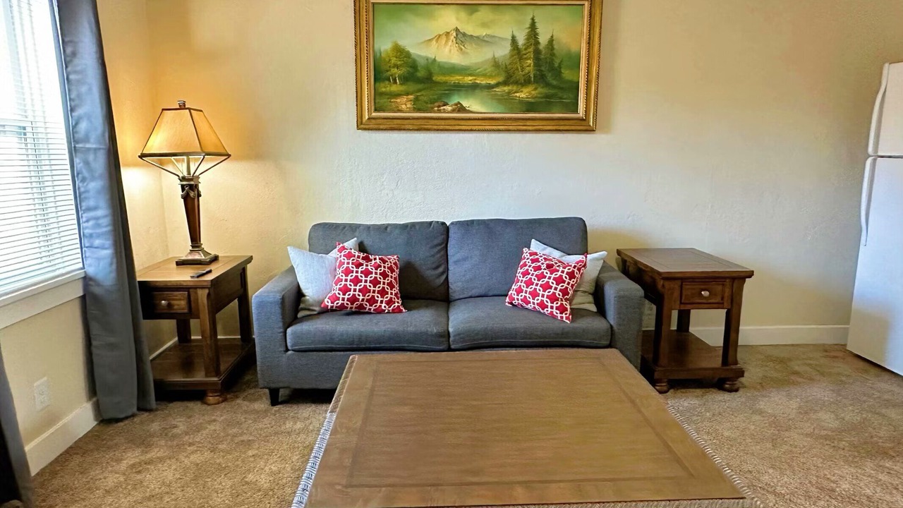 Photo of Livingroom in Hays